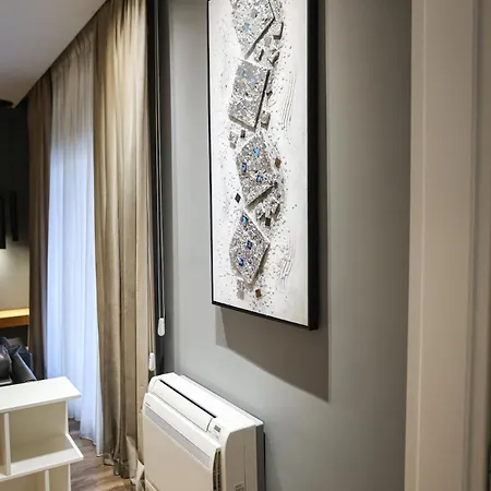 Apartment Miku Apartment-luxurious 2bd Private Parking Tirana