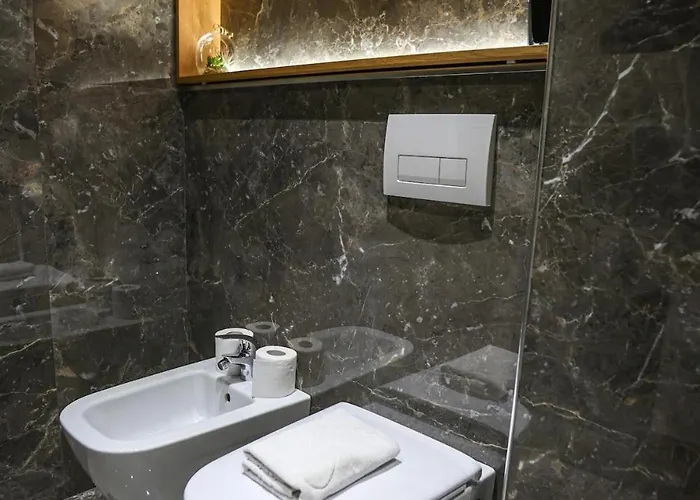 Apartment Miku Apartment-luxurious 2bd Private Parking *