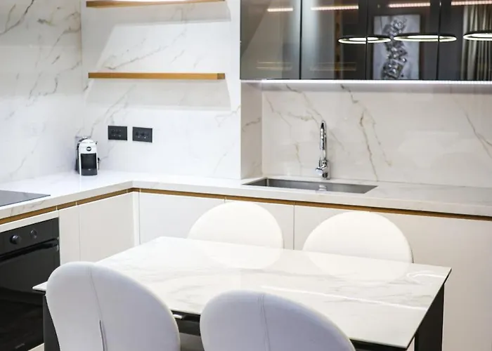 Apartment Miku Apartment-luxurious 2bd Private Parking Tirana