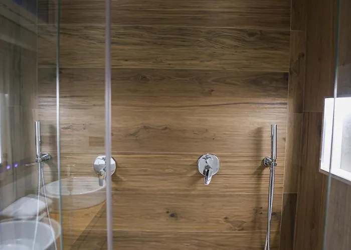 Miku Apartment-luxurious 2bd Private Parking Apartment *