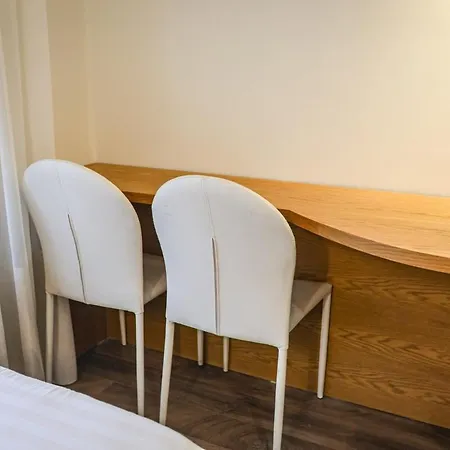 Miku Apartment-luxurious 2bd Private Parking *