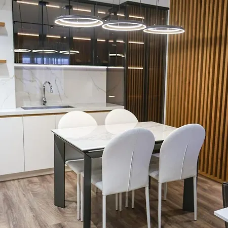 Apartment Miku Apartment-luxurious 2bd Private Parking Tirana